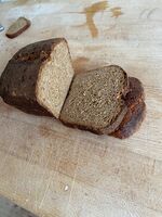Oat, rye and linseed bread